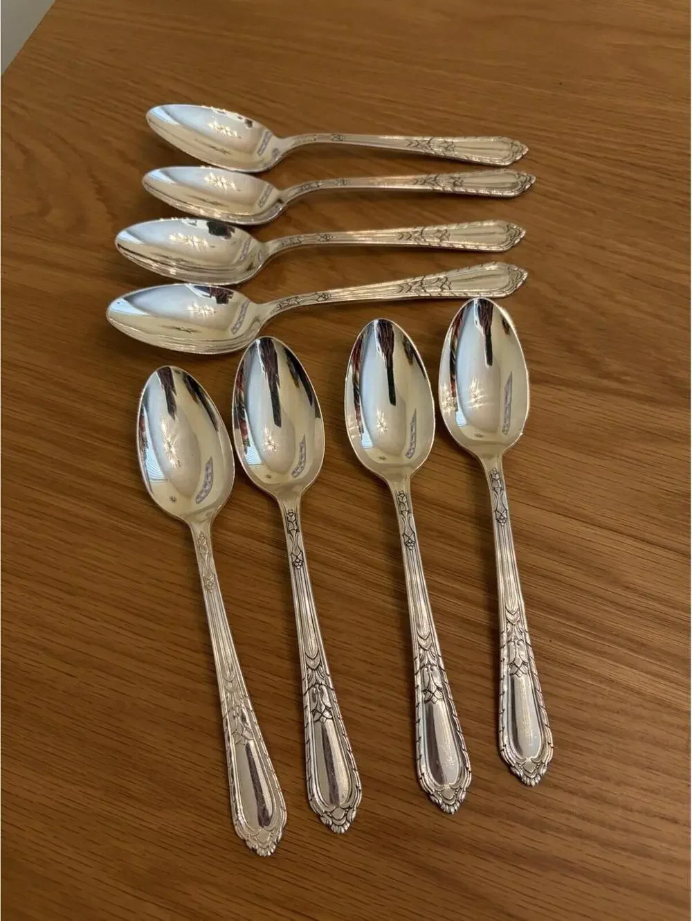 VTG Holmes Edwards IS International Silverplate Masterpiece 1932 8 Dinner Forks